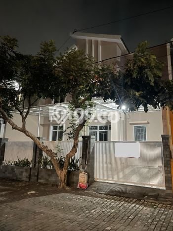Rumah lokasi Colomadu, Solo, Luas 135m2m² Bangunan 100m2m² Rumah lokasi Colomadu, Solo, Luas 135m2m² Bangunan 100m2m²
