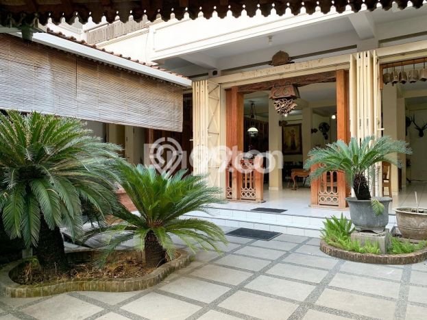 Rumah Minimalis LT 213m2m² Terawat di Mangkubumen, Dekat Tempat Strategis, Solo Rumah Minimalis LT 213m2m² Terawat di Mangkubumen, Dekat Tempat Strategis, Solo