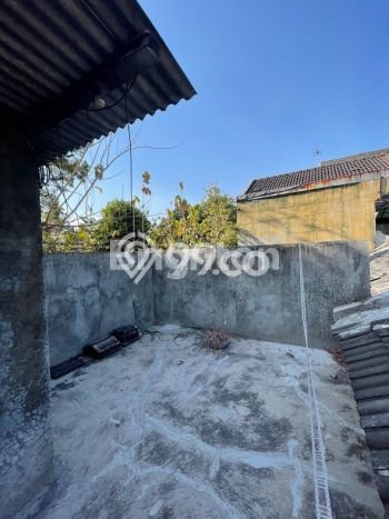 LOKASI PREMIUM! Rumah Strategis di Solo Baru, LT 72m2m² LB 72m2m² LOKASI PREMIUM! Rumah Strategis di Solo Baru, LT 72m2m² LB 72m2m²