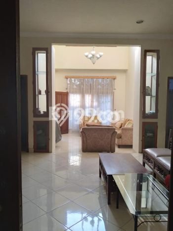 Rumah Akses Mudah area Colomadu, Solo, Luas 165m2m² LB 130m2m² Rumah Akses Mudah area Colomadu, Solo, Luas 165m2m² LB 130m2m²