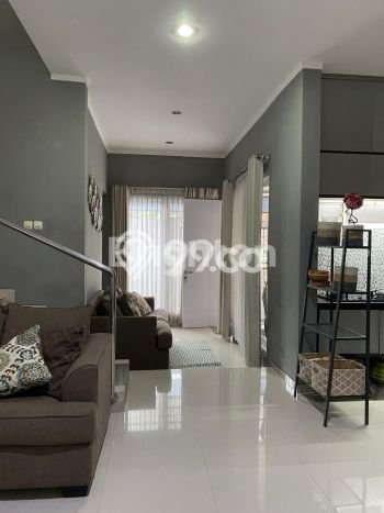 Rumah LT 113m2m² Newly Renovated di Laweyan, Dekat Mal, Solo Rumah LT 113m2m² Newly Renovated di Laweyan, Dekat Mal, Solo