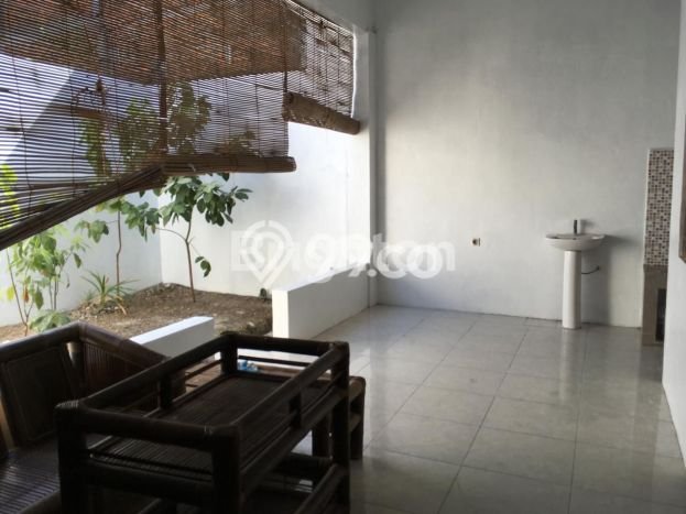 Rumah 3 Kamar Tidur Akses Strategis di Grogol, Dekat Pusat Kota, Solo Rumah 3 Kamar Tidur Akses Strategis di Grogol, Dekat Pusat Kota, Solo
