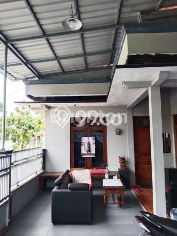 HOT LISTING! Rumah Ready Stock lokasi Bendosari, Sukoharjo, LT 240m2m² Bangunan 190m2m² HOT LISTING! Rumah Ready Stock lokasi Bendosari, Sukoharjo, LT 240m2m² Bangunan 190m2m²