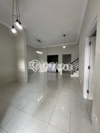 BEST PRICE! Rumah Berkualitas di Kartosuro, LT 177m2m² Bangunan 200m2m² BEST PRICE! Rumah Berkualitas di Kartosuro, LT 177m2m² Bangunan 200m2m²