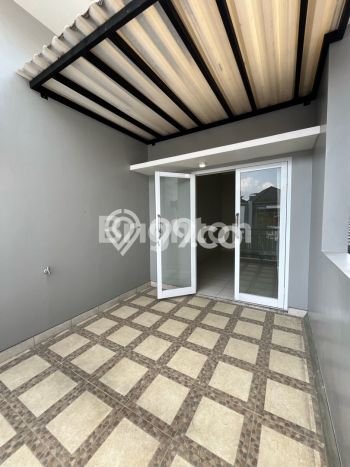 BEST PRICE! Rumah Berkualitas di Kartosuro, LT 177m2m² Bangunan 200m2m² BEST PRICE! Rumah Berkualitas di Kartosuro, LT 177m2m² Bangunan 200m2m²