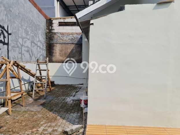 Rumah Strategis Minimalis Lb 180m2 di Bekasi Timur, Bekasi Rumah Strategis Minimalis Lb 180m2 di Bekasi Timur, Bekasi