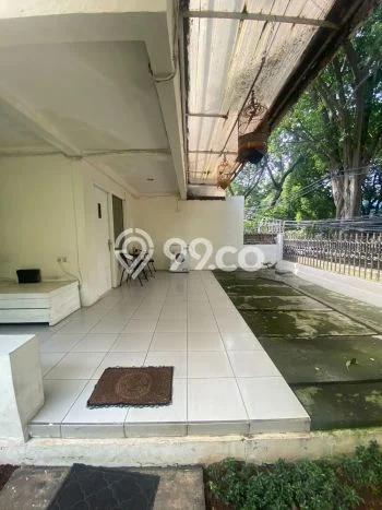 Rumah Mewah LB 301m2 Siap Pakai Desain Elegan di Pakubuwono, Jakarta Selatan Rumah Mewah LB 301m2 Siap Pakai Desain Elegan di Pakubuwono, Jakarta Selatan
