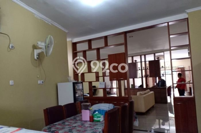 Rumah LT 338m² di Jatinegara, Jakarta Timur - Lokasi Strategis Rumah LT 338m² di Jatinegara, Jakarta Timur - Lokasi Strategis