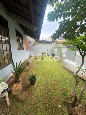 For Sale! Premium House LT 246m2 Desain Modern di Tanah Kusir For Sale! Premium House LT 246m2 Desain Modern di Tanah Kusir