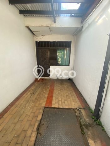 Hunian Nyaman Asri 3 KT Siap Huni di Bintaro Jakarta Selatan Hunian Nyaman Asri 3 KT Siap Huni di Bintaro Jakarta Selatan