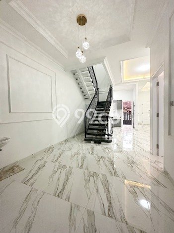 For Sale Rumah Elit Exclusive di Duren Sawit, Jakarta Timur For Sale Rumah Elit Exclusive di Duren Sawit, Jakarta Timur