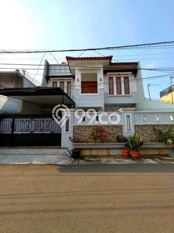 Dijual Rumah Luas Megah Dengan View Cantik di Klender, Jakarta Timur Dijual Rumah Luas Megah Dengan View Cantik di Klender, Jakarta Timur