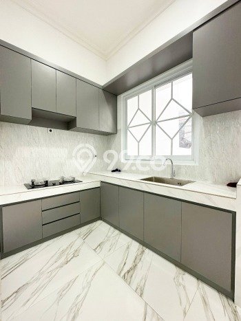 For Sale Rumah Elit Exclusive di Duren Sawit, Jakarta Timur For Sale Rumah Elit Exclusive di Duren Sawit, Jakarta Timur