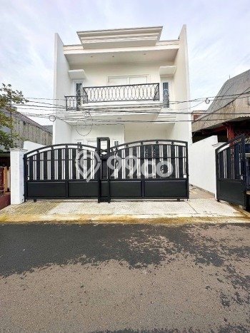 For Sale Rumah Elit Exclusive di Duren Sawit, Jakarta Timur For Sale Rumah Elit Exclusive di Duren Sawit, Jakarta Timur