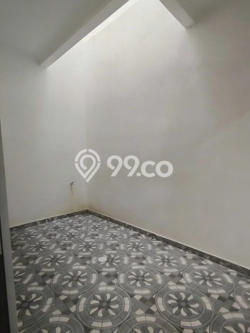 Rumah Strategis Minimalis Lb 180m2 di Duren Sawit, Jakarta Timur Rumah Strategis Minimalis Lb 180m2 di Duren Sawit, Jakarta Timur
