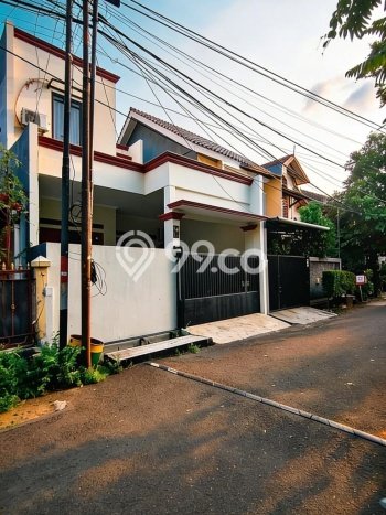 Rumah Strategis Minimalis Lb 180m2 di Duren Sawit, Jakarta Timur Rumah Strategis Minimalis Lb 180m2 di Duren Sawit, Jakarta Timur