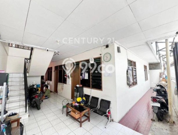 Ready to Use! Luxury House LT 402m2 Desain Elegan di Setiabudi Ready to Use! Luxury House LT 402m2 Desain Elegan di Setiabudi