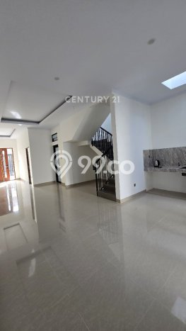 Rumah Modern 3 KT di Kav DKI Jakarta Barat Unfurnished Rumah Modern 3 KT di Kav DKI Jakarta Barat Unfurnished