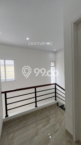 Rumah Luas Asri 3 KT Siap Huni di Gading Serpong Tangerang Rumah Luas Asri 3 KT Siap Huni di Gading Serpong Tangerang