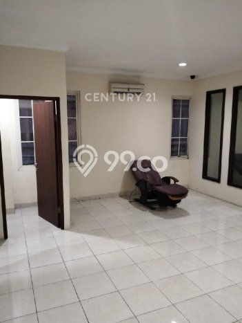 Ruko Disewakan di , Luas 283m2m², Lokasi Komersial, Jalan Strategis Ruko Disewakan di , Luas 283m2m², Lokasi Komersial, Jalan Strategis