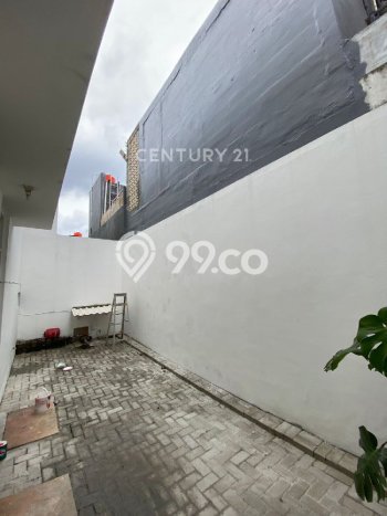 Rumah Modern 3 KT di Bintaro Tangerang Selatan Unfurnished Rumah Modern 3 KT di Bintaro Tangerang Selatan Unfurnished