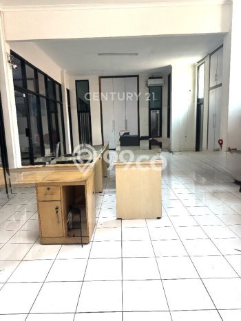 Ruko Dijual Lokasi Emas di Kelapa Gading Luas 360m2 Ruko Dijual Lokasi Emas di Kelapa Gading Luas 360m2