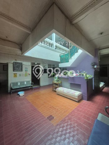 Hunian Mewah LB 500m2 Siap Huni Desain Elegan di Cipinang, Jakarta Timur Hunian Mewah LB 500m2 Siap Huni Desain Elegan di Cipinang, Jakarta Timur