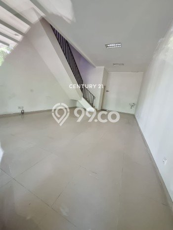 Ruko untuk Disewa di Pusat Tangerang Selatan Luas Bangunan 50m2 Ruko untuk Disewa di Pusat Tangerang Selatan Luas Bangunan 50m2