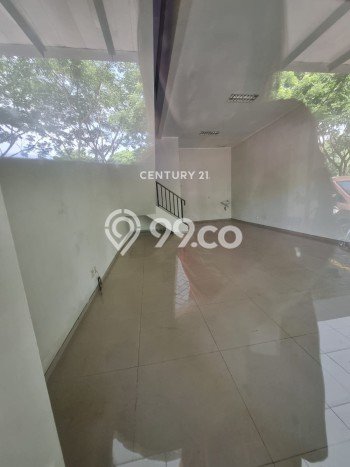Ruko untuk Disewa di Pusat Tangerang Selatan Luas Bangunan 50m2 Ruko untuk Disewa di Pusat Tangerang Selatan Luas Bangunan 50m2