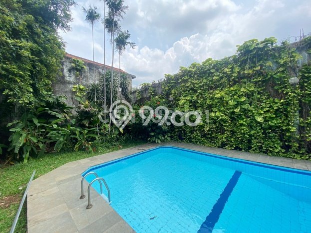 Rumah Luxury Modern Tanpa Renovasi di Cipete Jakarta Selatan Rumah Luxury Modern Tanpa Renovasi di Cipete Jakarta Selatan