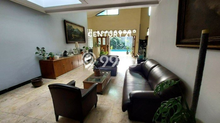 Rumah Mewah Siap Huni LT 526m2 di Kebayoran Baru, Jakarta Selatan Rumah Mewah Siap Huni LT 526m2 di Kebayoran Baru, Jakarta Selatan