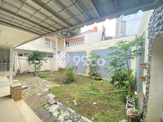 Rumah Elit Modern Siap Huni di Pejaten Jakarta Selatan Rumah Elit Modern Siap Huni di Pejaten Jakarta Selatan