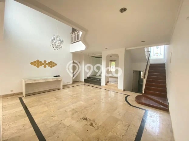 Rumah Elit Modern Siap Huni di Pejaten Jakarta Selatan Rumah Elit Modern Siap Huni di Pejaten Jakarta Selatan