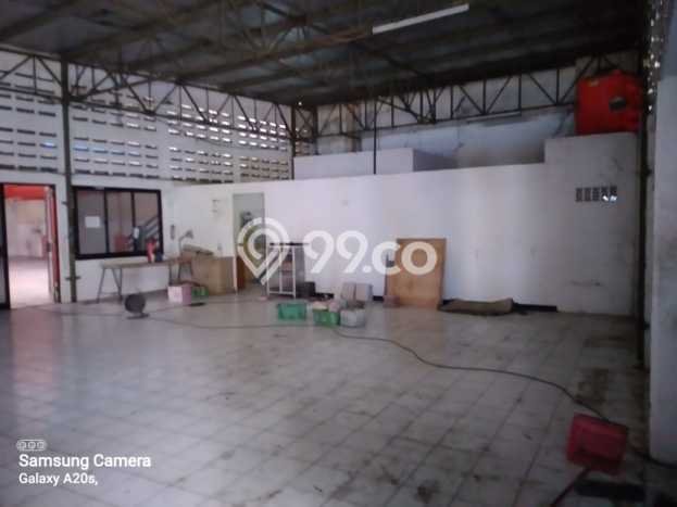 Gudang Disewakan Kawasan , Luas 1000m2m², Jalan Strategis, Akses Bagus Gudang Disewakan Kawasan , Luas 1000m2m², Jalan Strategis, Akses Bagus