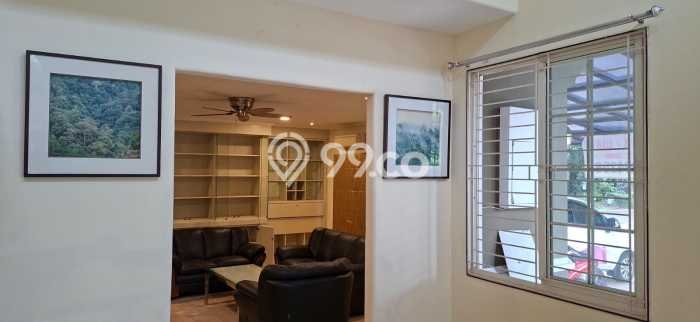 Disewakan! Rumah 4 Kamar Tidur &
3 Kamar Mandi di Lippo Karawaci, Tangerang Disewakan! Rumah 4 Kamar Tidur &
3 Kamar Mandi di Lippo Karawaci, Tangerang