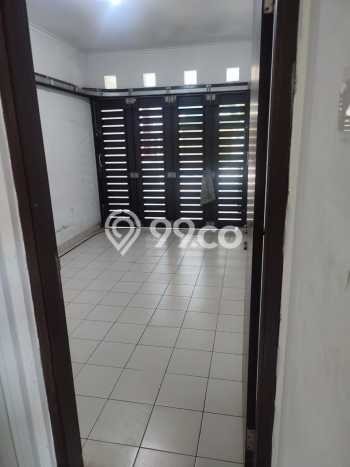 Dijual Cepat Rumah Bagus Siap Huni LB 84m2 di Karawaci, Tangerang Dijual Cepat Rumah Bagus Siap Huni LB 84m2 di Karawaci, Tangerang