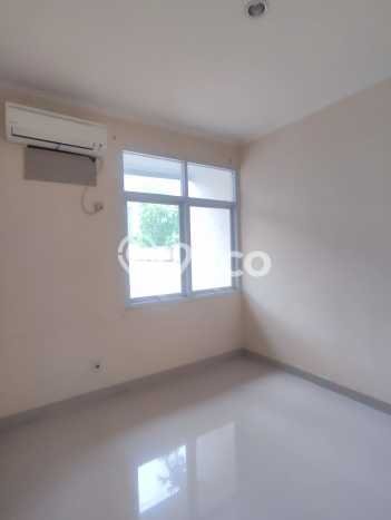 Jarang Ada! Rumah Kontrakan 4 Kamar Nyaman Siap Huni Lippo Karawaci Jarang Ada! Rumah Kontrakan 4 Kamar Nyaman Siap Huni Lippo Karawaci