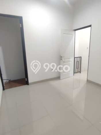 Ruko untuk disewa di Karawaci punya LT 50m2 & LB 65m2 harga sewa kompetitif Ruko untuk disewa di Karawaci punya LT 50m2 & LB 65m2 harga sewa kompetitif