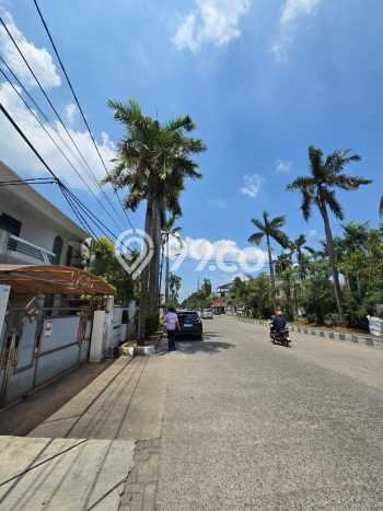 Hunian Mewah Siap Huni LT 420m2 di Kebon Jeruk, Jakarta Barat Hunian Mewah Siap Huni LT 420m2 di Kebon Jeruk, Jakarta Barat