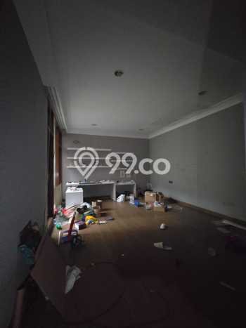 Hunian Mewah Siap Huni LT 420m2 di Kebon Jeruk, Jakarta Barat Hunian Mewah Siap Huni LT 420m2 di Kebon Jeruk, Jakarta Barat