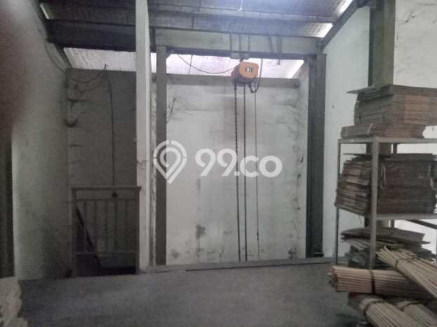 Untuk Dijual! Gudang di Cikarang Bekasi LT 1995m2 / LB 1841m2 Kawasan Strategis Untuk Dijual! Gudang di Cikarang Bekasi LT 1995m2 / LB 1841m2 Kawasan Strategis