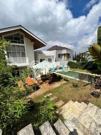 PENAWARAN TERBATAS! Rumah Premium area Resor Dago Pakar, Luas 444m2m² Bangunan 350m2m² PENAWARAN TERBATAS! Rumah Premium area Resor Dago Pakar, Luas 444m2m² Bangunan 350m2m²