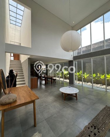 HUNIAN PILIHAN! Rumah area Arcamanik, Luas 154m2m² LB 150m2m² HUNIAN PILIHAN! Rumah area Arcamanik, Luas 154m2m² LB 150m2m²