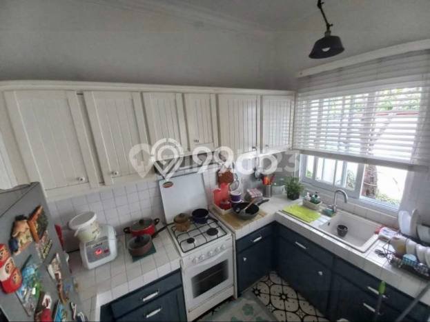 BEST CHOICE! Rumah di Turangga, LT 150m2m² Bangunan 255m2m² BEST CHOICE! Rumah di Turangga, LT 150m2m² Bangunan 255m2m²