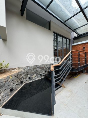 SIAP HUNI! Rumah Asri area Resor Dago Pakar, Luas 600m2m² LB 420m2m² SIAP HUNI! Rumah Asri area Resor Dago Pakar, Luas 600m2m² LB 420m2m²