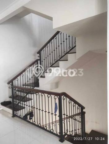 BEST CHOICE! Rumah di Turangga, LT 150m2m² Bangunan 255m2m² BEST CHOICE! Rumah di Turangga, LT 150m2m² Bangunan 255m2m²