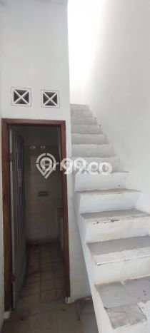 Hunian Mewah Siap Huni LT 220m2 di Ciputat Timur, Tangerang Selatan Hunian Mewah Siap Huni LT 220m2 di Ciputat Timur, Tangerang Selatan