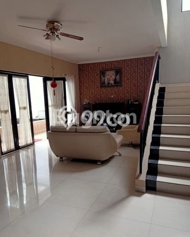For Sale! Luxury House LT 264m2 Desain Elegan di Ciangsana For Sale! Luxury House LT 264m2 Desain Elegan di Ciangsana