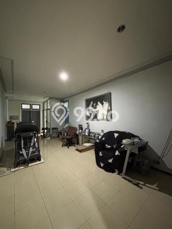For Sale! Luxury House LT 439m2 Desain Modern di Puri Indah For Sale! Luxury House LT 439m2 Desain Modern di Puri Indah