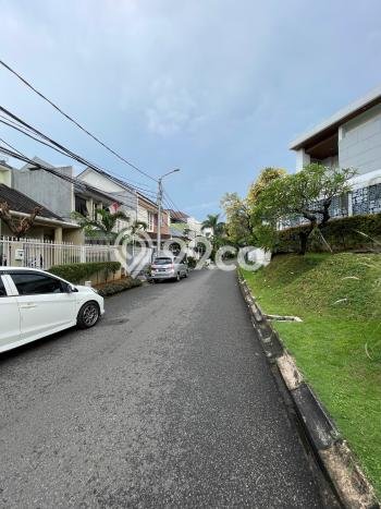 Rumah Luxury Modern Siap Huni di Pondok Indah Jakarta Selatan Rumah Luxury Modern Siap Huni di Pondok Indah Jakarta Selatan